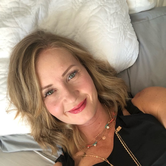 Meet your Posher, Tonia - Picture 1 of 1